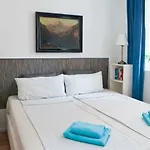 Beautiful Park For 4 Guests * Berlino