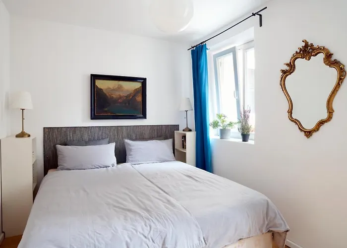 Apartamento Beautiful Park For 4 Guests