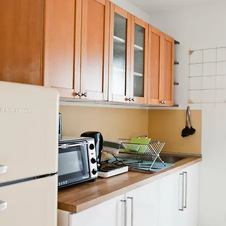 Beautiful Park For 4 Guests Apartament *