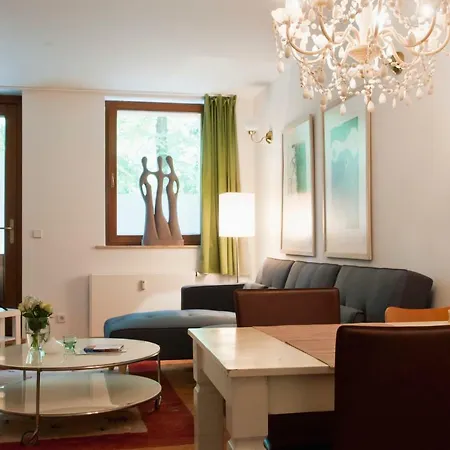 Beautiful Park For 4 Guests برلين
