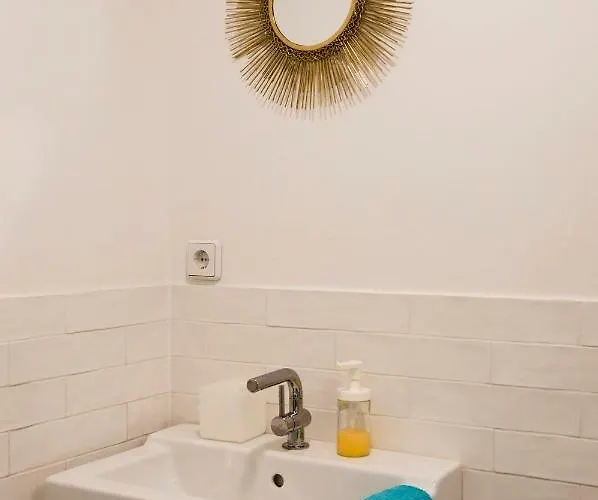 Beautiful Park For 4 Guests * Berlin