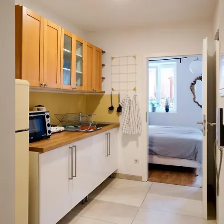 아파트 Beautiful Park For 4 Guests