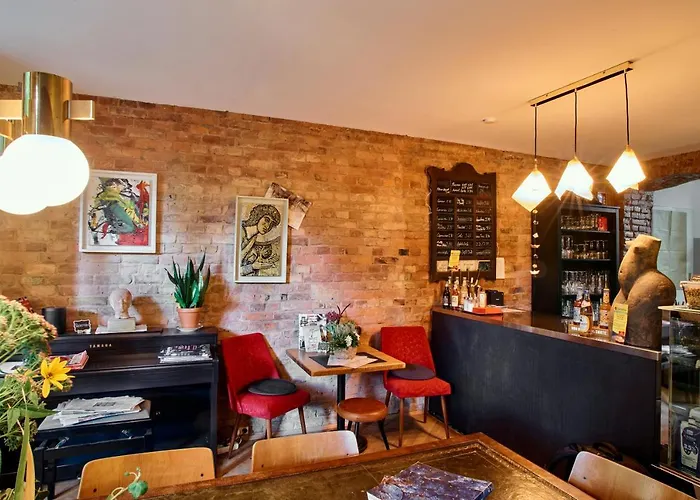 Beautiful Park For 4 Guests